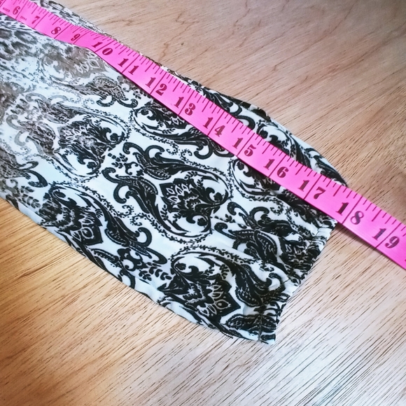 Cato Peek a boo Sleeve Top - Picture 6 of 12